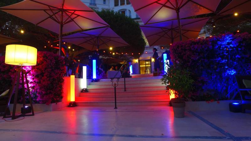 Location de guirlande led guinguette pour mariage et événementiel à Monaco