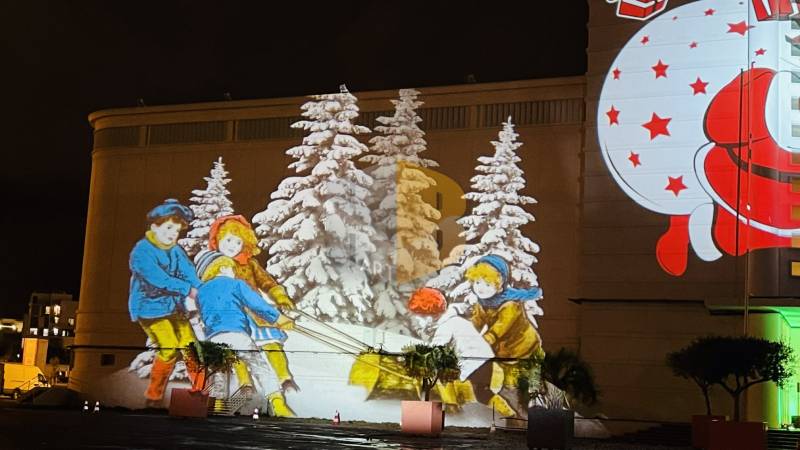 Mise en lumière personnalisée sur le thème de Noël pour les fêtes de fin d'année en région PACA
